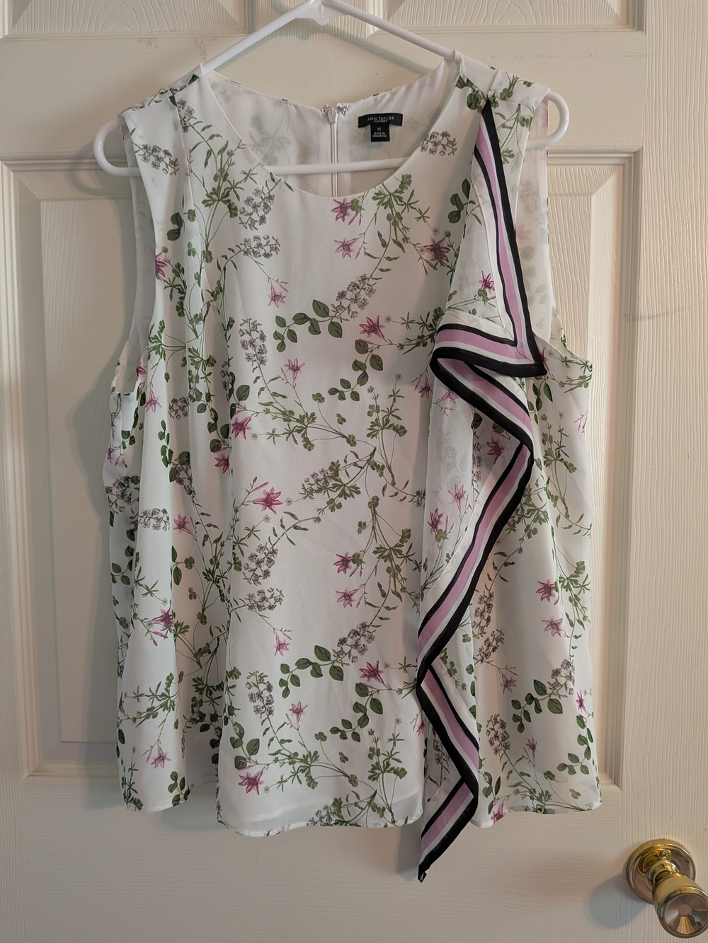Ann Taylor White Floral Sleeveless Top with Pink & Green Accents - Picture 5 of 5
